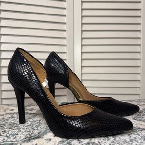 Mossimo Chic Black Snake Skin Pattern Heels